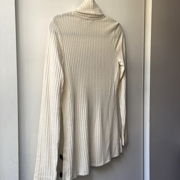 RW&Co cowl neck cream seater, small - Picture 8 of 8